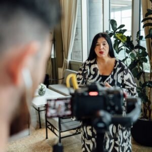 Invitaciones a Podcast & Prensa